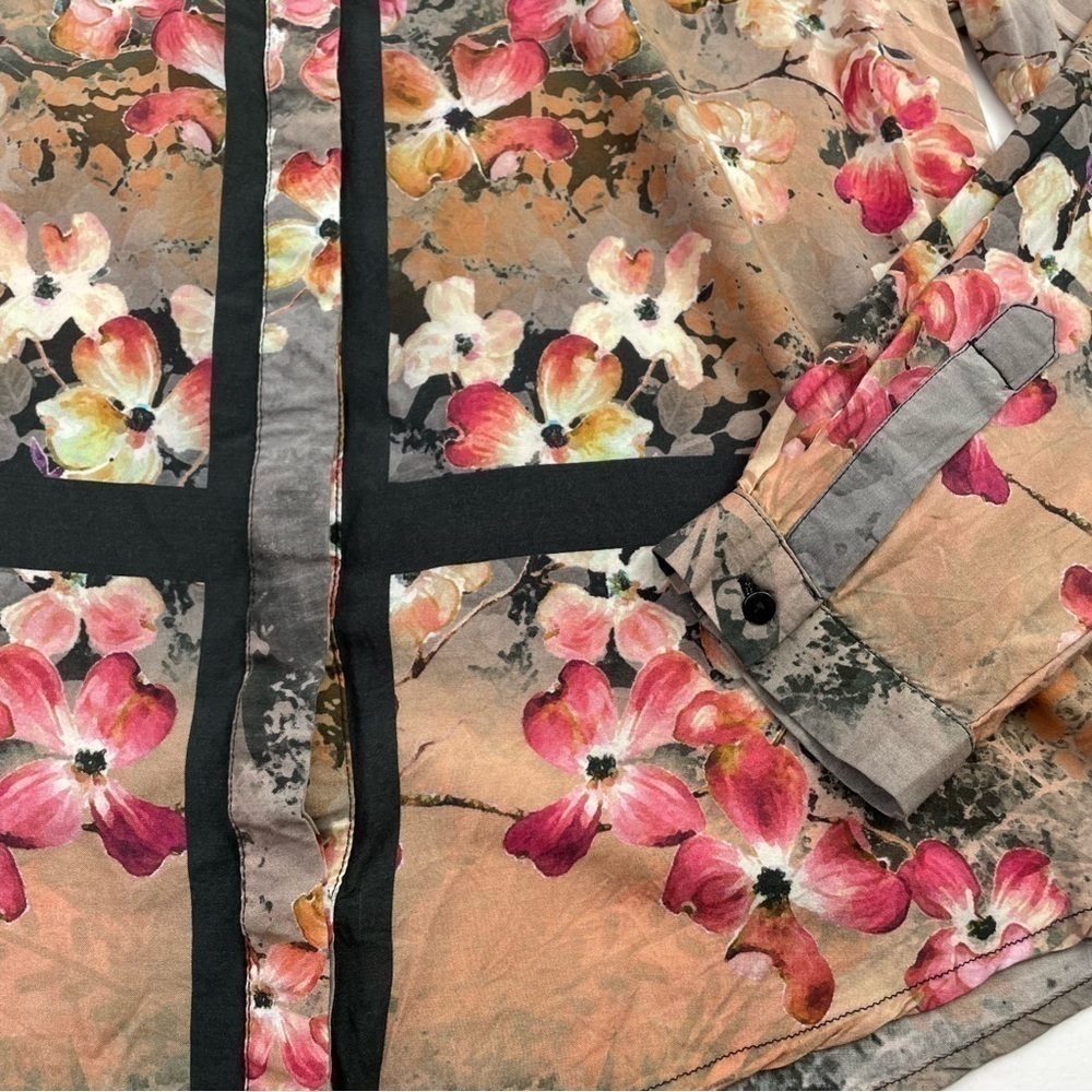 Tolani Collection Shirt Women Size Large Button Down Long Sleeves Floral - Picture 8 of 11